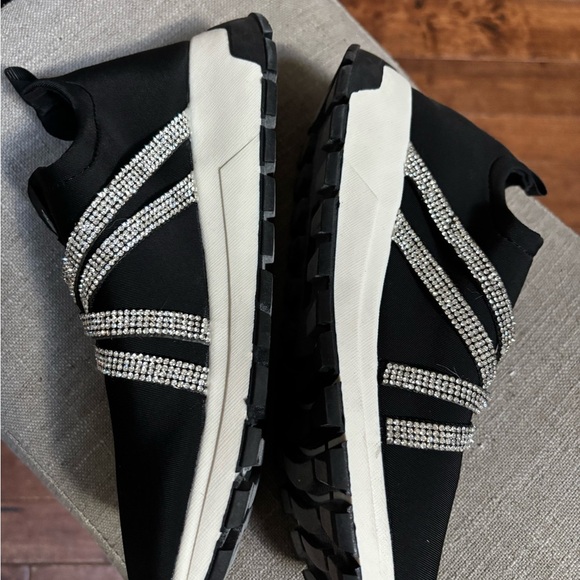 DKNY
Big Girls Slip On Sneakers sz 5 - Picture 4 of 8